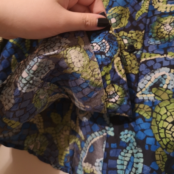 Chico's Silk Blouse Very Colorful Mozaic Flowers Contemporary Modern Style - Picture 9 of 13